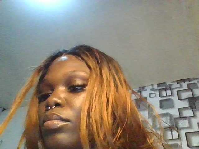 spicey's BongaCams show and profile