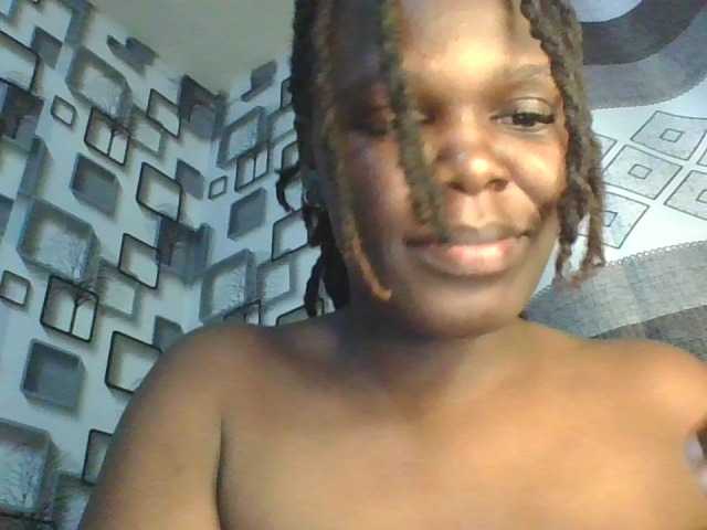 spicey's BongaCams show and profile