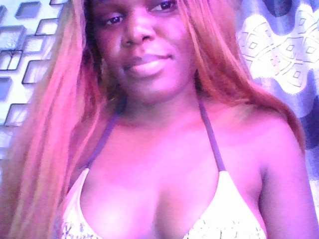 NauticalAerogirl webcam bongacams model stream image