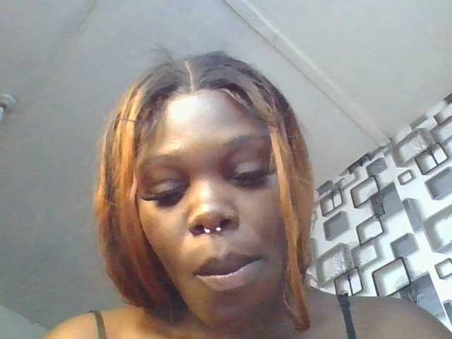 spicey's BongaCams show and profile