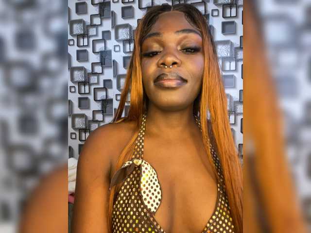 spicey's BongaCams show and profile