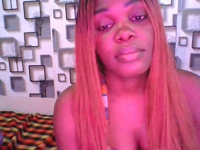 spicey's BongaCams show and profile