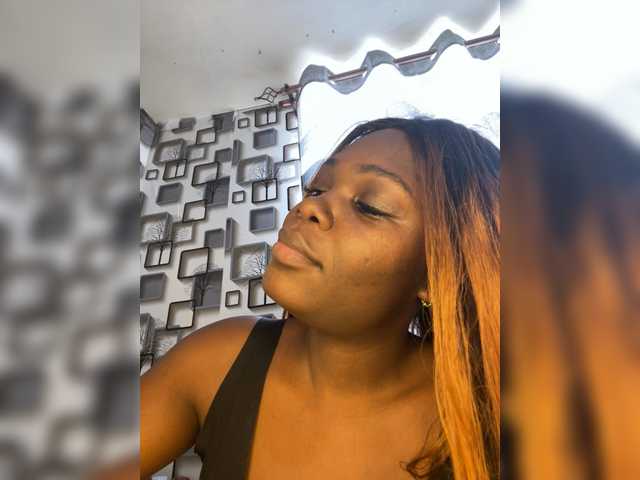 spicey's BongaCams show and profile