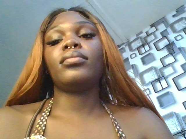 spicey's BongaCams show and profile