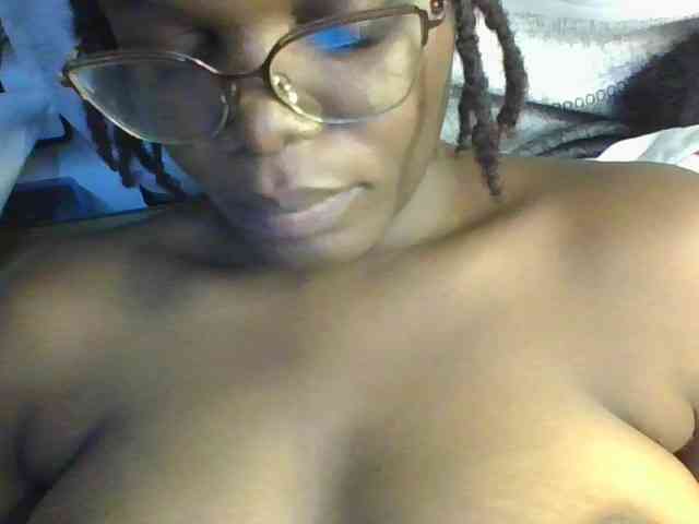 NauticalAerogirl webcam