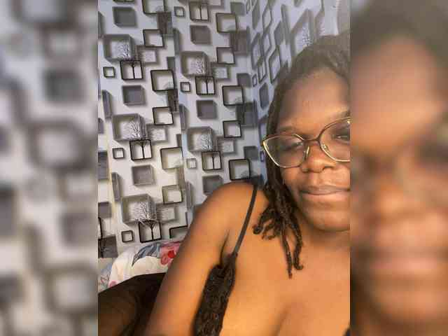 NauticalAerogirl webcam