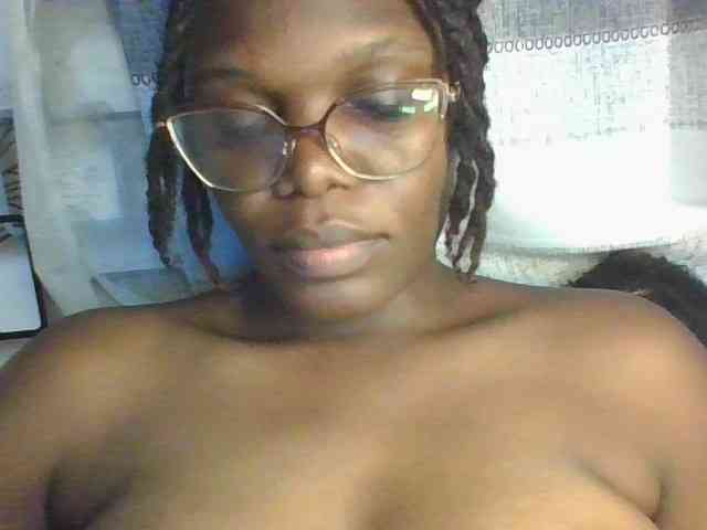 NauticalAerogirl webcam