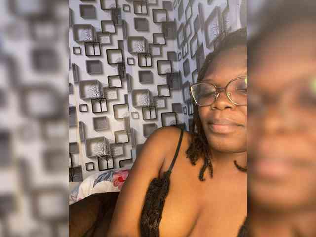 NauticalAerogirl webcam