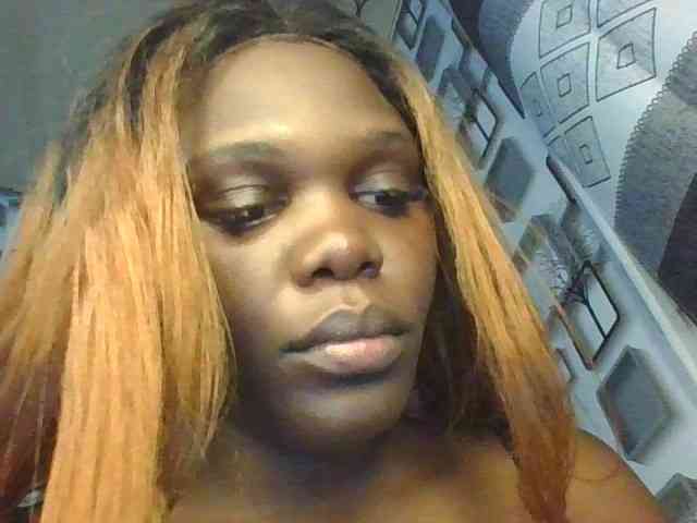 NauticalAerogirl webcam