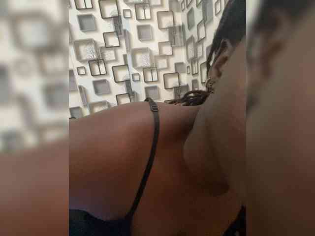 NauticalAerogirl webcam