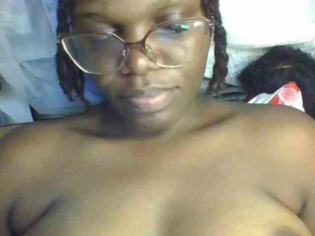 NauticalAerogirl webcam