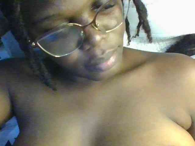 NauticalAerogirl webcam