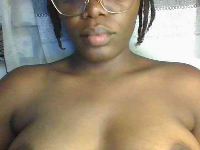 NauticalAerogirl webcam