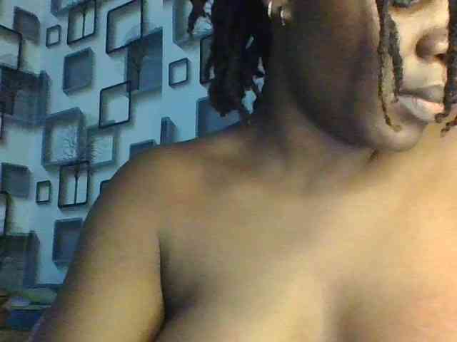 NauticalAerogirl webcam