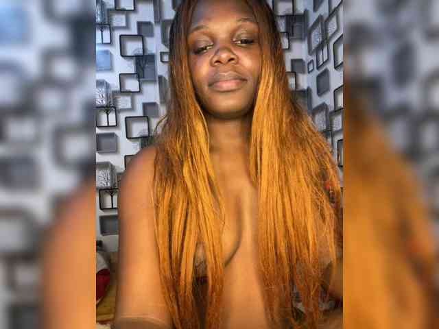 NauticalAerogirl webcam