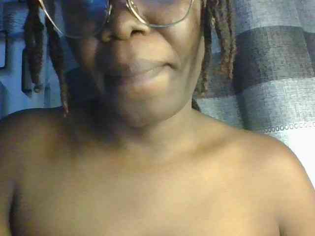 NauticalAerogirl webcam