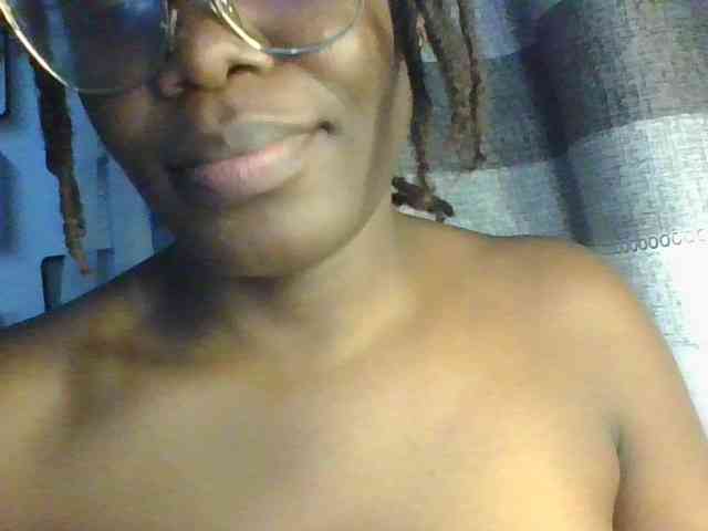 NauticalAerogirl webcam