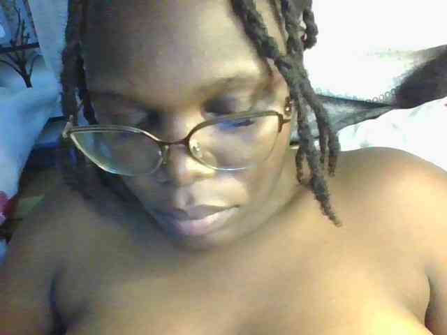 NauticalAerogirl webcam