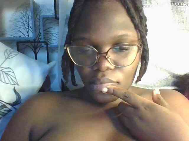 NauticalAerogirl webcam