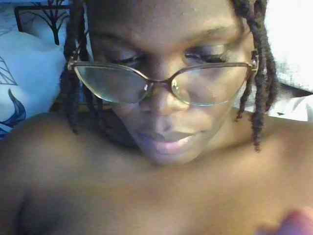 NauticalAerogirl webcam