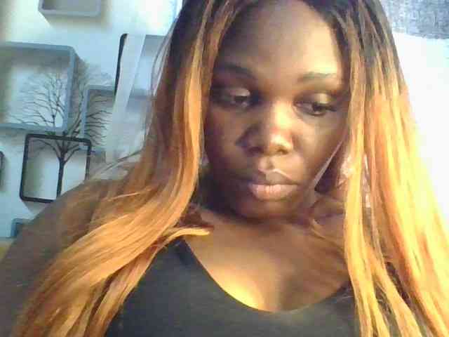 NauticalAerogirl webcam