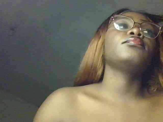 spicey Live Webcam on BongaCams