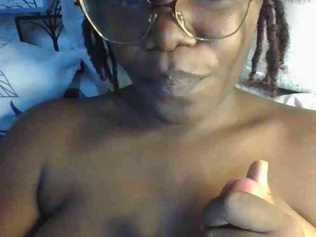 NauticalAerogirl webcam