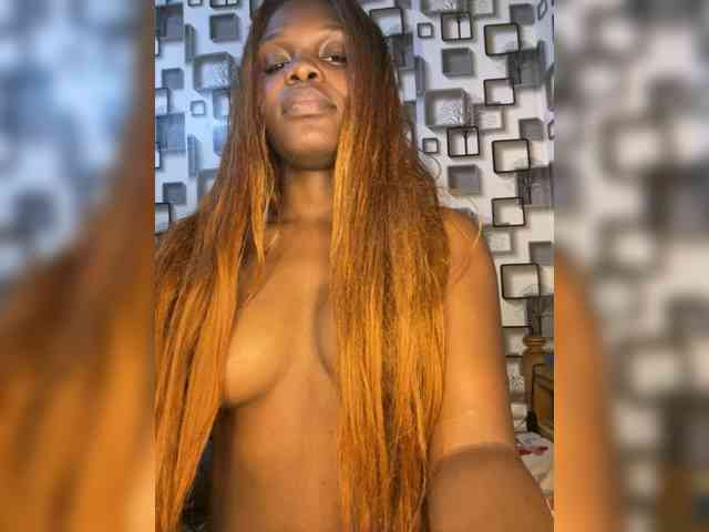 NauticalAerogirl webcam