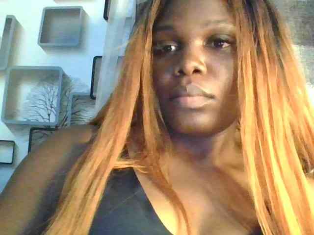 NauticalAerogirl webcam