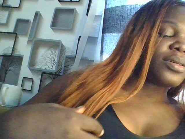 NauticalAerogirl webcam