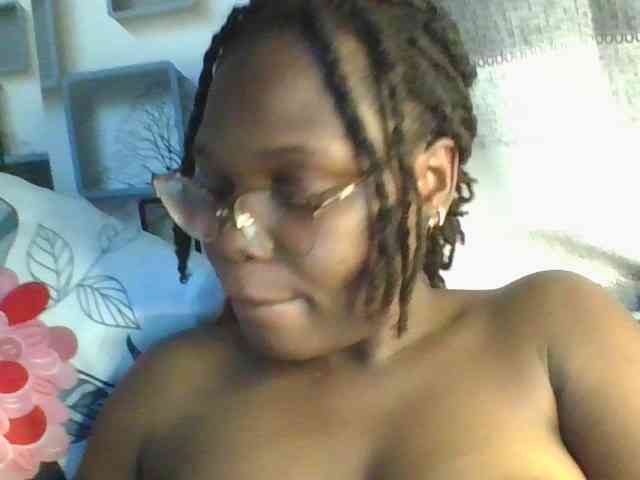 NauticalAerogirl webcam