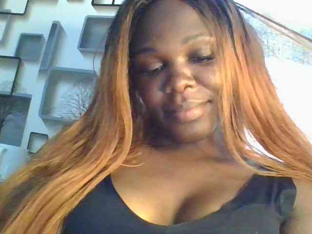 NauticalAerogirl webcam