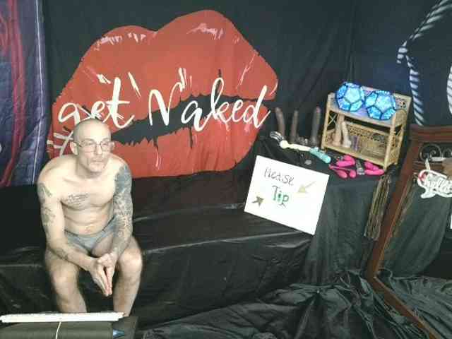 CandysReaperCouple420 webcam