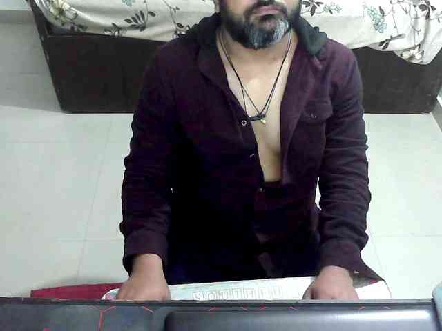 oldguy39 Live Webcam on BongaCams