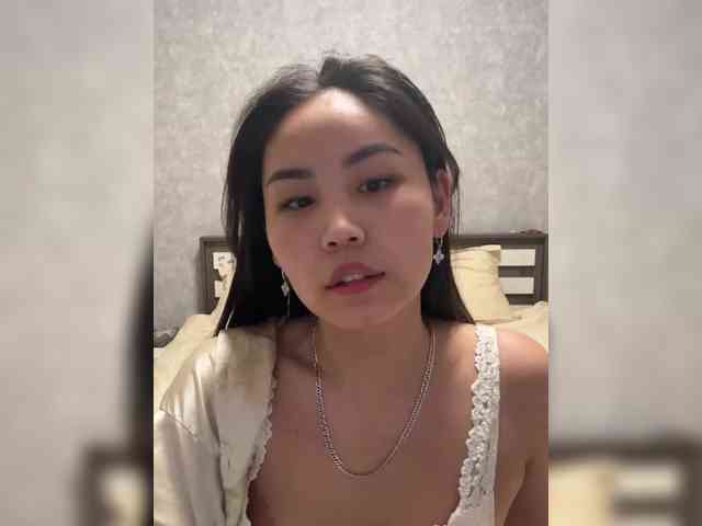 AntoinetteMelany webcam