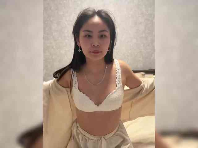 AntoinetteMelany webcam