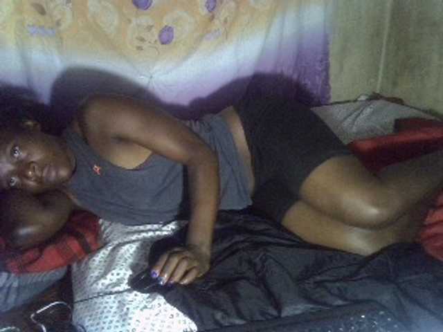 Cute-Viviana's BongaCams show and profile