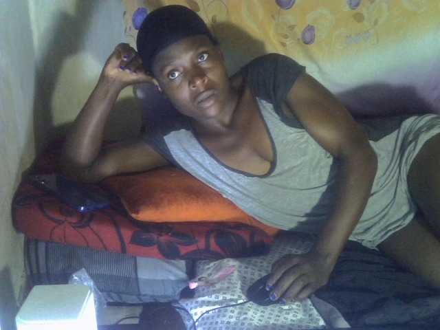 Cute-Viviana's BongaCams show and profile