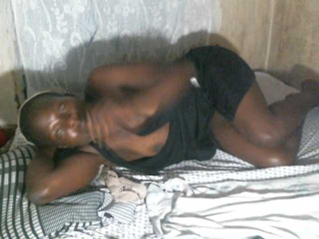 Cute-Viviana's BongaCams show and profile