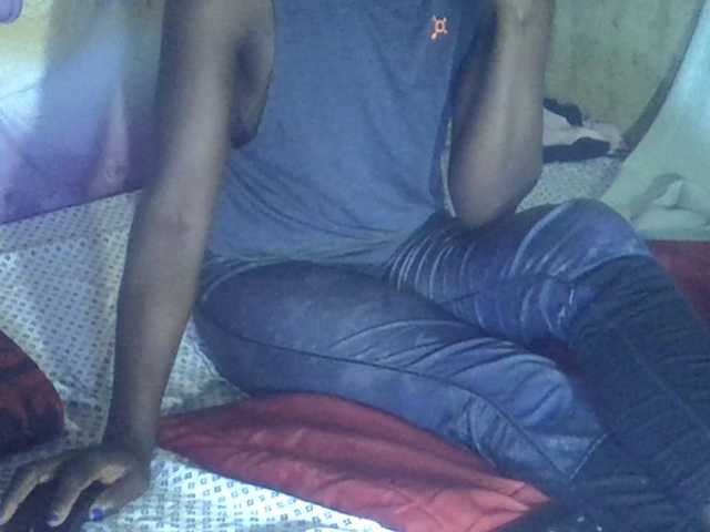 Cute-Viviana's BongaCams show and profile