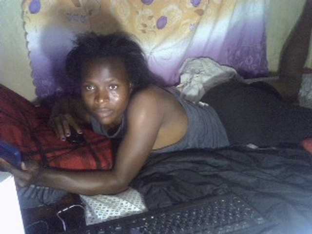 Cute-Viviana's BongaCams show and profile