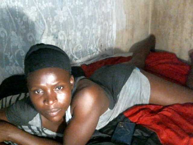 Cute-Viviana's BongaCams show and profile