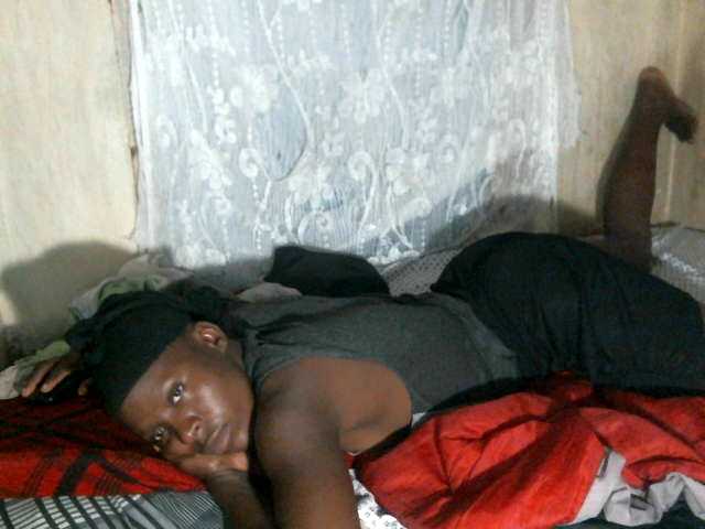 Cute-Viviana broadcasting live