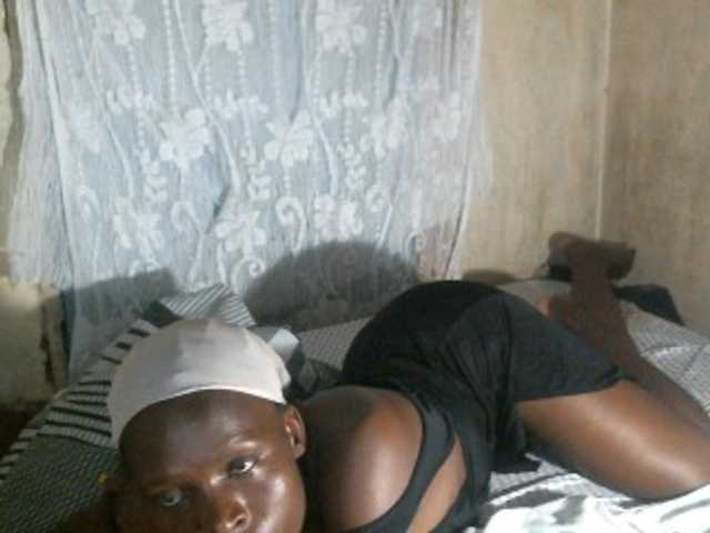 Cute-Viviana's BongaCams show and profile