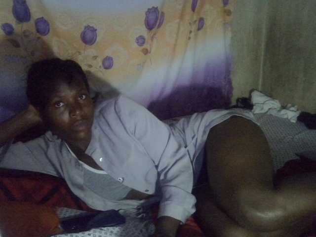 Cute-Viviana's BongaCams show and profile