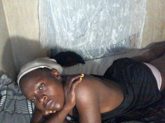 Cute-Viviana's BongaCams show and profile