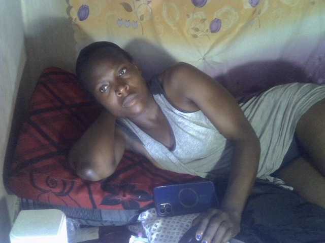 Cute-Viviana's BongaCams show and profile