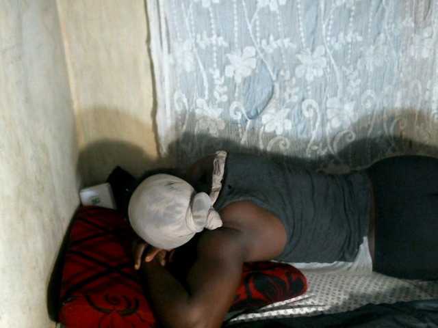 Cute-Viviana's BongaCams show and profile