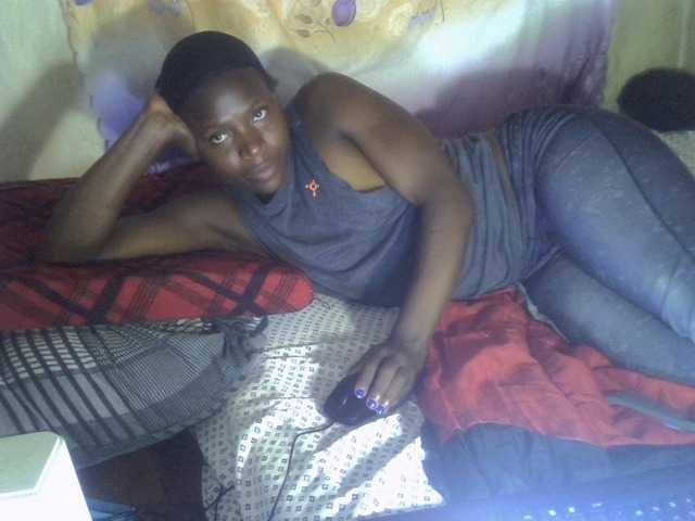 Cute-Viviana's BongaCams show and profile