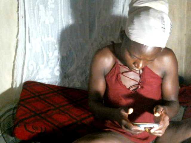 Cute-Viviana's BongaCams show and profile